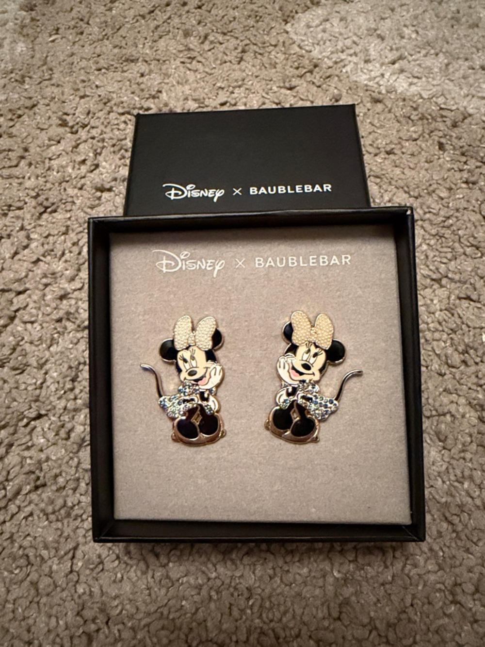 Disney x BaubleBar Minnie Mouse Crystal Stud Earrings - Gold & Black, NEW!!